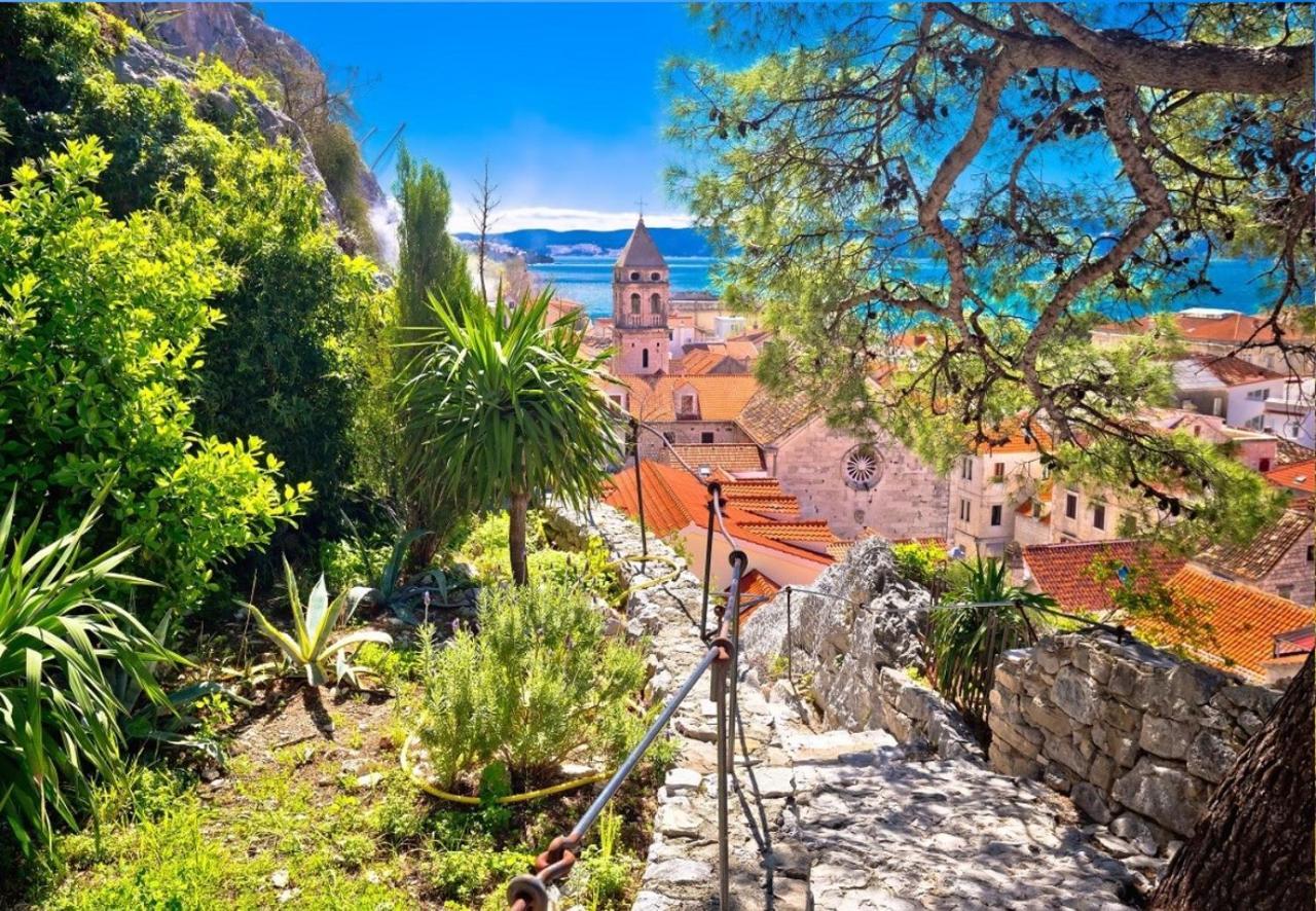 אומיס Villa Borzic מראה חיצוני תמונה
