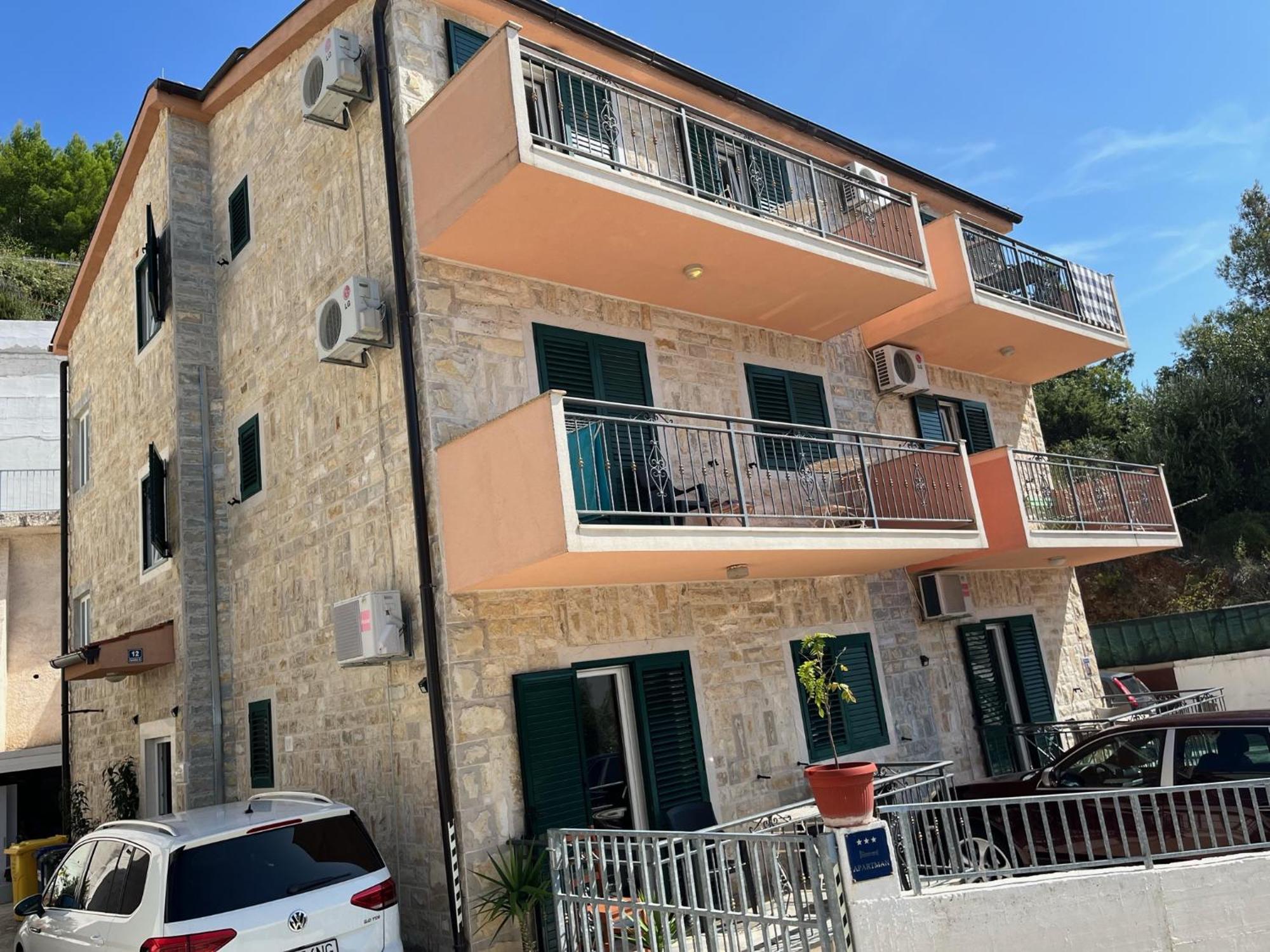 אומיס Villa Borzic מראה חיצוני תמונה